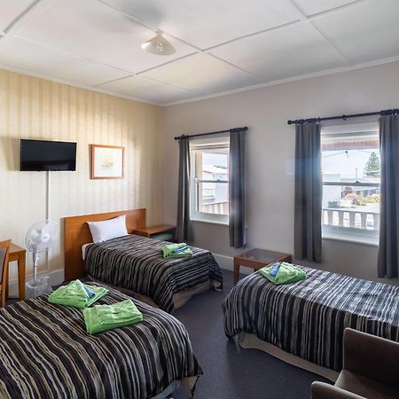 The Victoria Hotel Port MacDonnell Eksteriør billede
