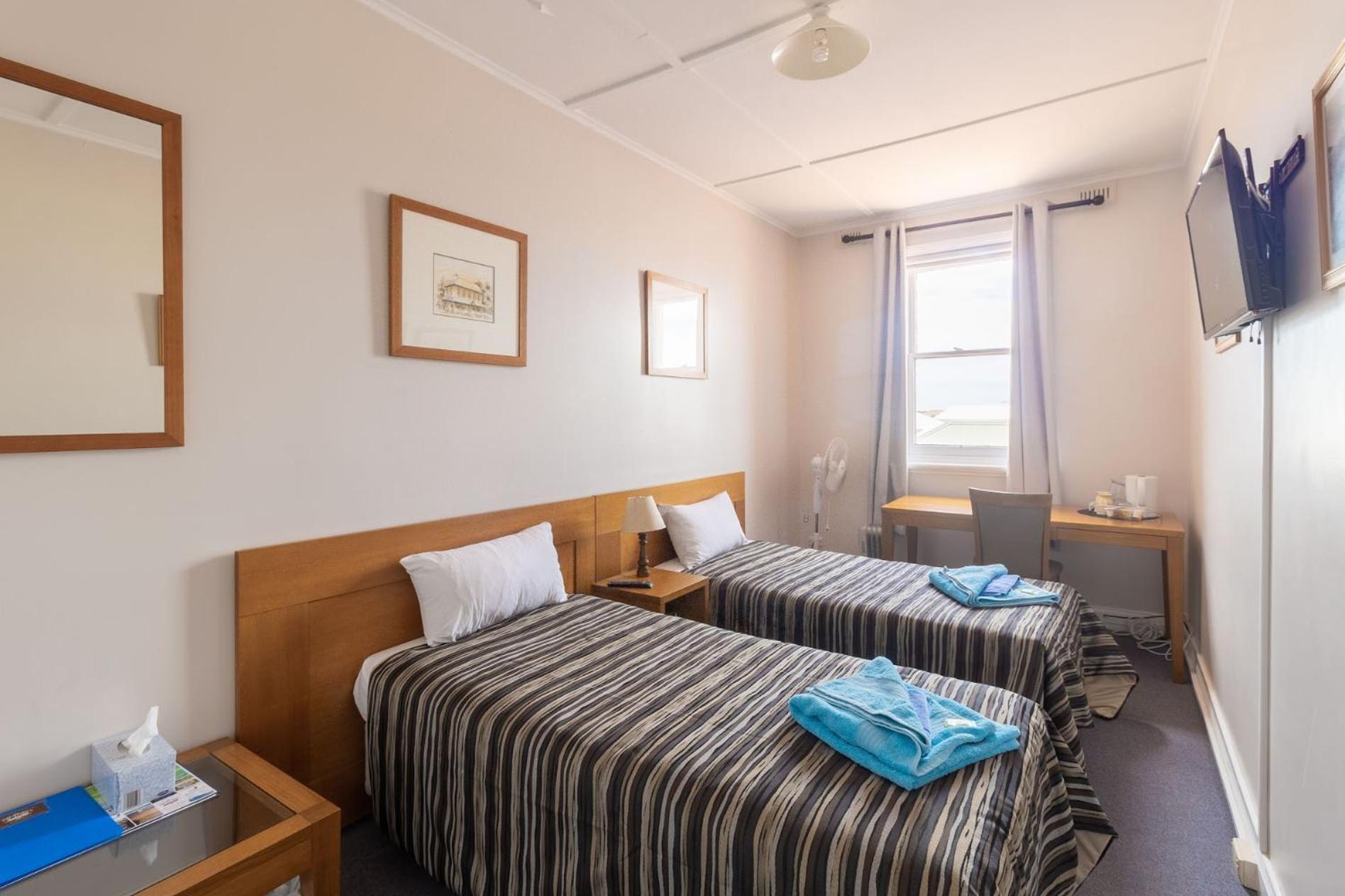 The Victoria Hotel Port MacDonnell Eksteriør billede